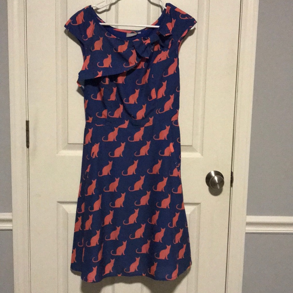 Eshakti Cat dress 🐈🐈🐈